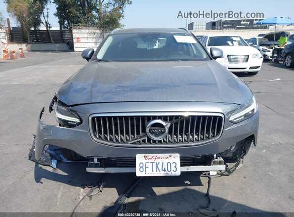 YV1102GL0J1063864 2018 VOLVO V90 Silver Widok wnętrza z tyłu