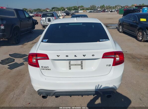 YV126MFL6J2456360 2018 VOLVO S60 Белый 