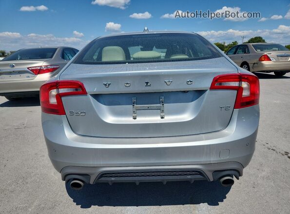 YV126MFLXH2432864 2017 VOLVO S60 Серебряный 