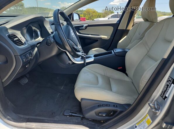 YV126MFLXH2432864 2017 VOLVO S60 Серебряный 