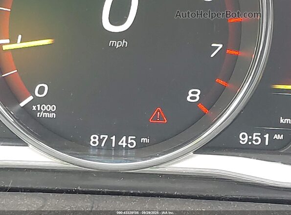 YV140MEK4H1331683 2017 VOLVO V60 Silver 
