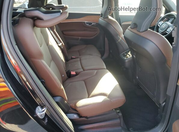 YV4062PE2R1206825 2024 VOLVO XC90 Black 
