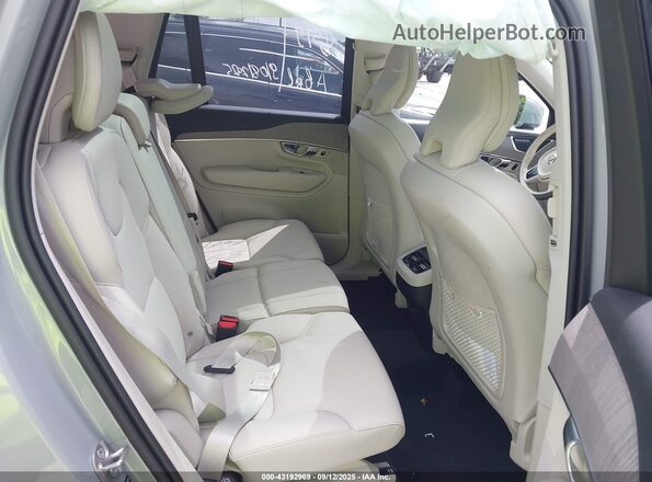 YV4062PE9S1326711 2025 VOLVO XC90 Gray Vista de la etiqueta del VIN