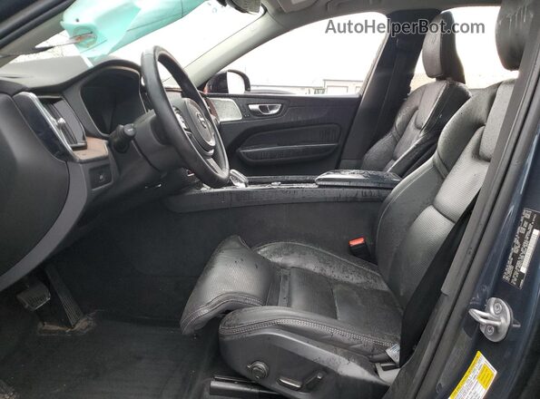 YV4062RX9P1365160 2023 VOLVO XC60 Gray 