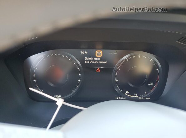 YV4102DK4M1783395 2021 VOLVO XC60 White 