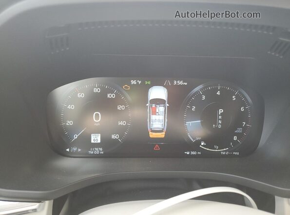 YV4102RL5J1029984 2018 VOLVO XC60 White 