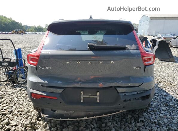 YV4162UK2L2298518 2020 VOLVO XC40 Gray Rear view