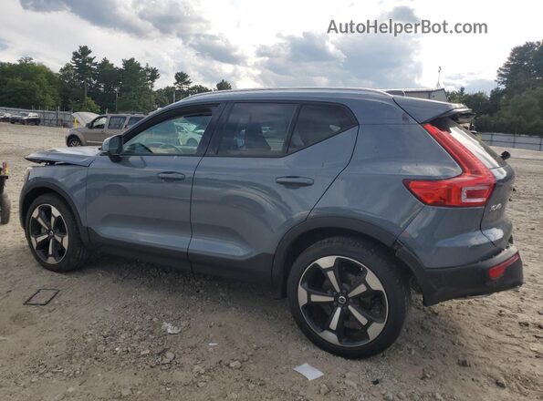 YV4162UK4N2747071 2022 VOLVO XC40 Blue 