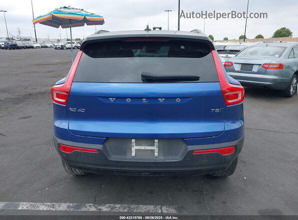 YV4162UM0M2516183 2021 VOLVO XC40 Blue 