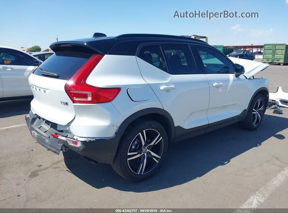 YV4162UM0M2522372 2021 VOLVO XC40 Белый Задняя правая четверть