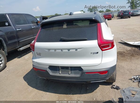 YV4162UM6L2279763 2020 VOLVO XC40 White 