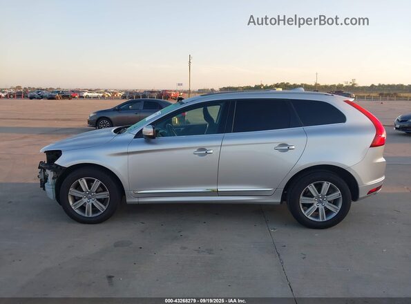 YV440MDU5H2149491 2017 VOLVO XC60 Silver 