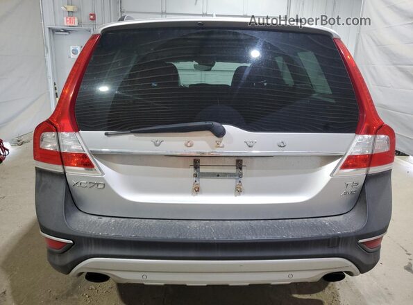 YV4612NK3G1250413 2016 VOLVO XC70 Silver Rear view