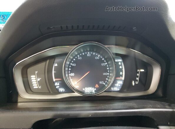 YV4612NK3G1250413 2016 VOLVO XC70 Silver Instrument cluster view