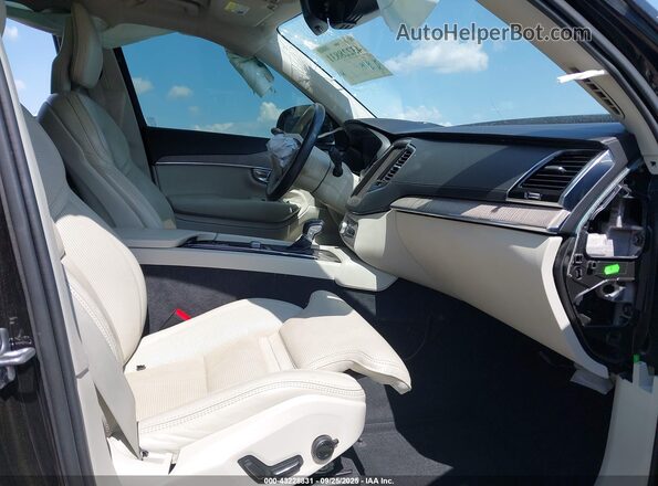 YV4A221L2M1681097 2021 VOLVO XC90 Black Widok wnętrza z przodu
