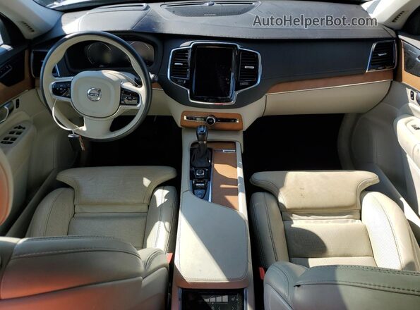 YV4A22PL5L1582263 2020 VOLVO XC90 Silver Widok deski rozdzielczej