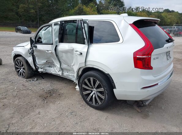 YV4A22PL9N1868569 2022 VOLVO XC90 White Trasero izquierdo
