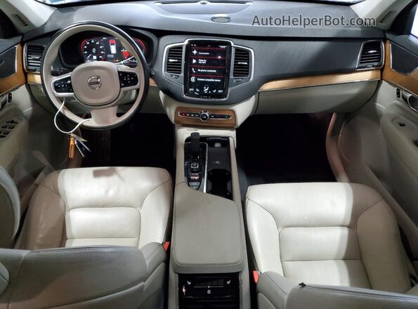 YV4BR00K8M1758598 2021 VOLVO XC90 White 
