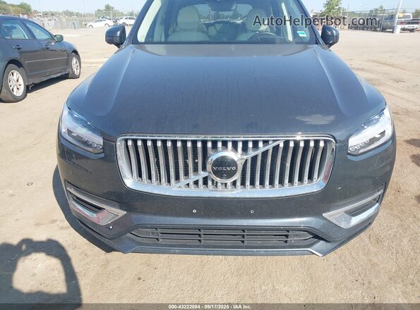 YV4BR0CL1M1684168 2021 VOLVO XC90 RECHARGE PLUG-IN HYBRID Gray Widok z przodu
