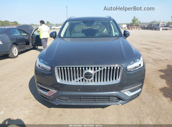 YV4BR0CL1M1684168 2021 VOLVO XC90 RECHARGE PLUG-IN HYBRID Gray Widok zestawu wskaźników