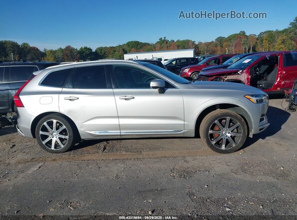 YV4BR0DL8L1554014 2020 VOLVO XC60 Silver Vista interior de 360 grados