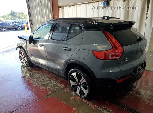 YV4ED3ULXPX037178 2023 VOLVO XC40 Gray 