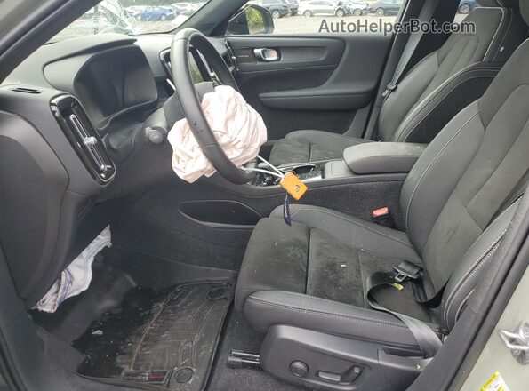 YV4ED3UM5P2038649 2023 VOLVO XC40 Green 