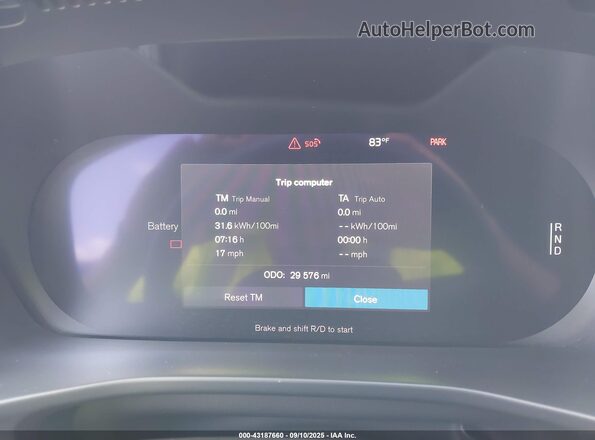 YV4EH3BL2R2098356 2024 VOLVO C40 Серый Вид задних сидений