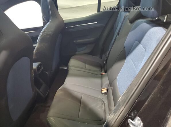 YV4EK3ZL7SS132370 2025 VOLVO EX30 Black Rear seats view