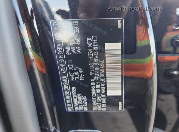 YV4H60CE2R1161799 2024 VOLVO XC90 Black 