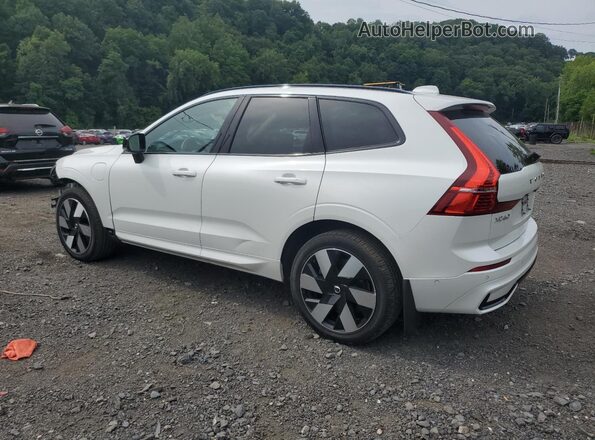 YV4H60DW8P1363390 2023 VOLVO XC60 White 
