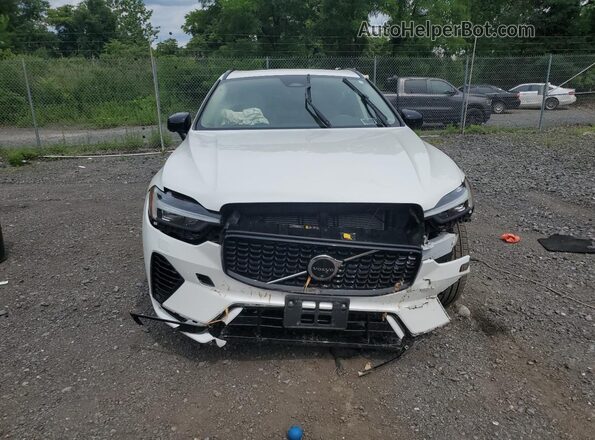 YV4H60DW8P1363390 2023 VOLVO XC60 White 