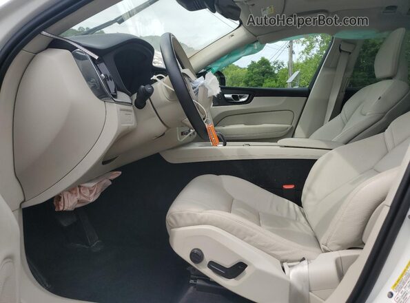YV4H60DW8P1363390 2023 VOLVO XC60 White 