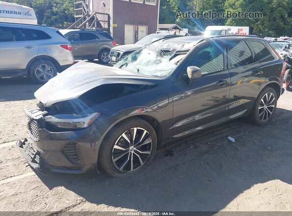 YV4H60DWXP1332433 2023 VOLVO XC60 RECHARGE PLUG-IN HYBRID Black Przód lewy