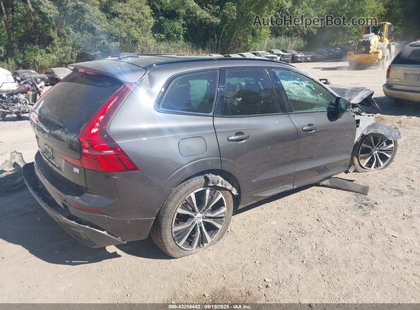 YV4H60DWXP1332433 2023 VOLVO XC60 RECHARGE PLUG-IN HYBRID Black Tył prawy