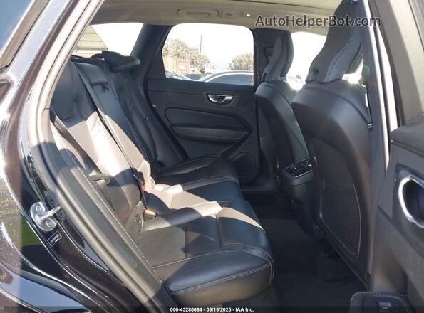 YV4L12DA9P1395144 2023 VOLVO XC60 Black VIN կոդի պիտակի տեսք