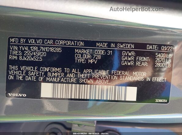 YV4L12RL7N1018285 2022 VOLVO XC60 Gray Vista del compartimento del motor