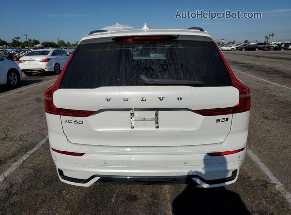 YV4L12RMXR1711687 2024 VOLVO XC60 White Vista trasera