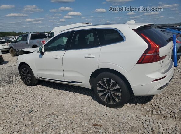YV4L12RN3P1374737 2023 VOLVO XC60 White 