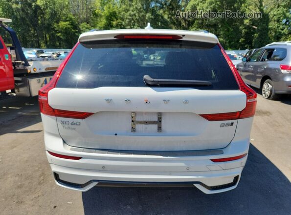 YV4L12RW0P1335189 2023 VOLVO XC60 White 