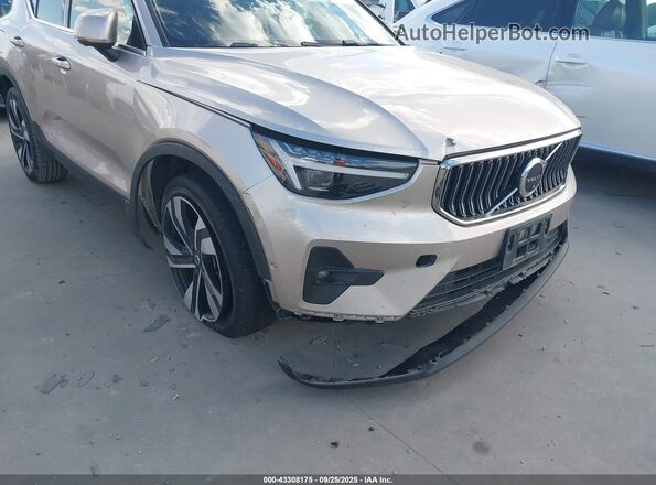 YV4L12UFXR2229918 2024 VOLVO XC40 Brown Դիմացի տեսք