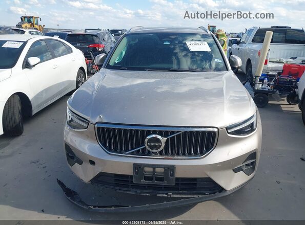 YV4L12UFXR2229918 2024 VOLVO XC40 Brown Սալոնի հետևի տեսք