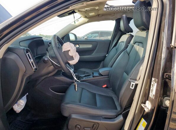 YV4L12UK4R2285656 2024 VOLVO XC40 Черный 
