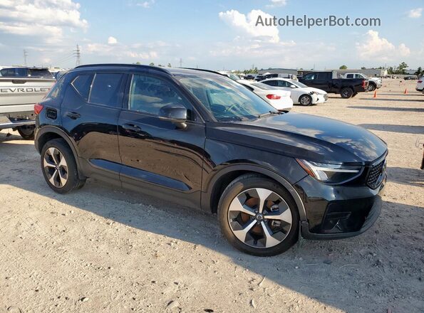 YV4L12UK4R2285656 2024 VOLVO XC40 Черный 