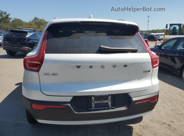 YV4L12UN5P2014287 2023 VOLVO XC40 Белый 