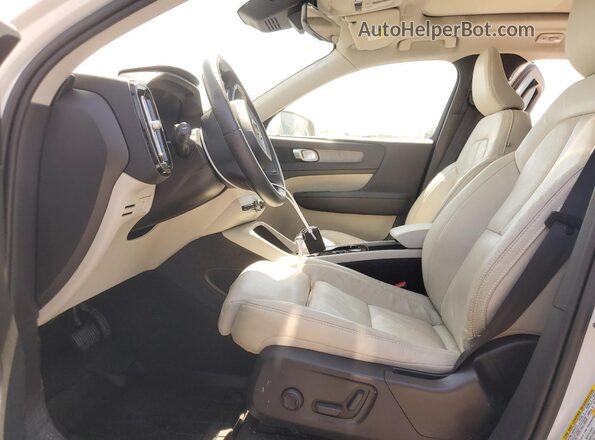 YV4L12UN5P2014287 2023 VOLVO XC40 Белый 