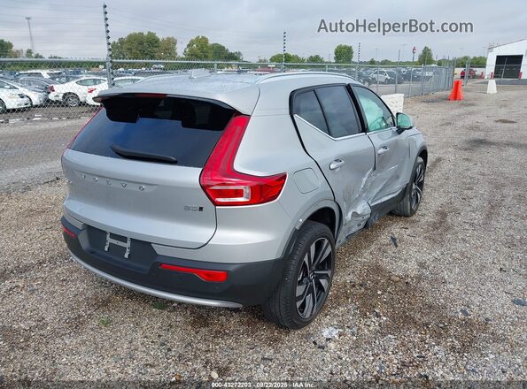 YV4L12UN9P2075643 2023 VOLVO XC40 Silver უკანა მარჯვენა