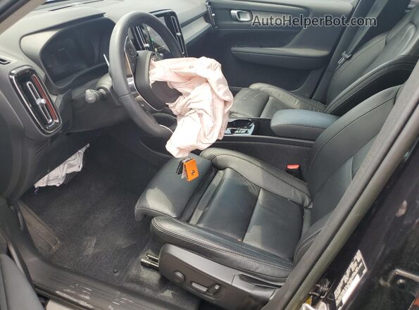 YV4L12UW7P2066772 2023 VOLVO XC40 Черный 