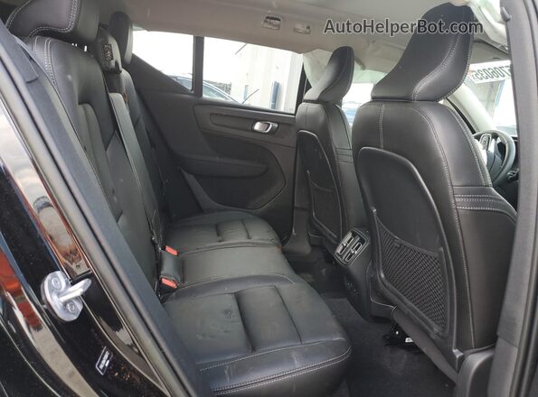 YV4L12UW7P2066772 2023 VOLVO XC40 Черный 