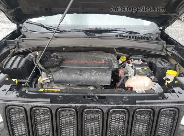 ZACCJABB6HPF53434 2017 JEEP RENEGADE Black Widok komory silnika